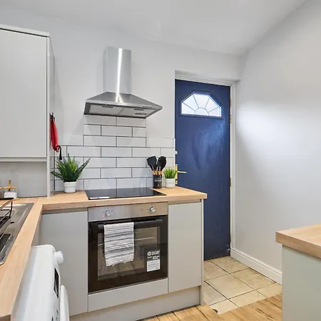 Cosy Two Bed House Holiday home Leeds (West Yorkshire)