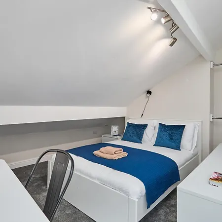 Cosy Two Bed House Holiday home Leeds (West Yorkshire)