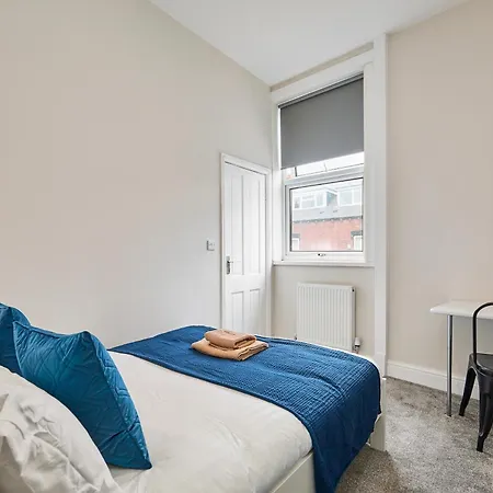 Cosy Two Bed House Holiday home Leeds (West Yorkshire)